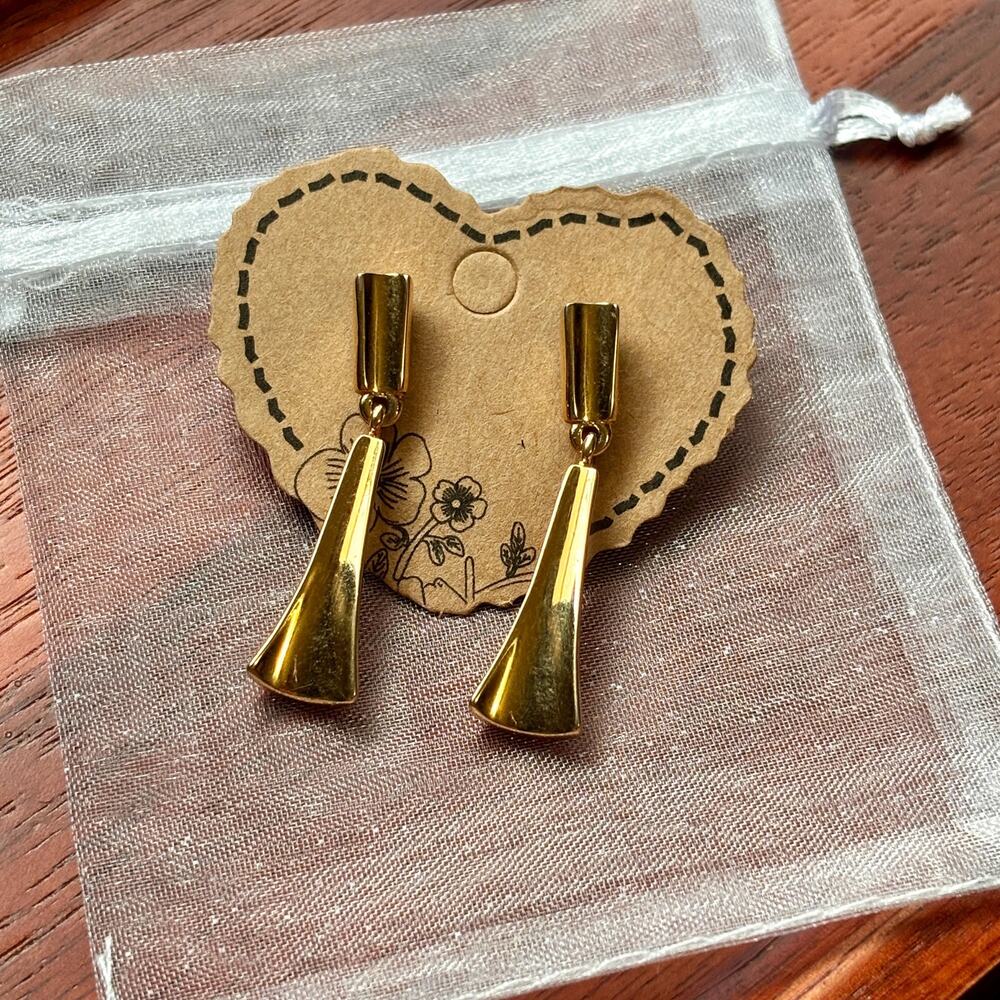 Gold Tone Geometric Dangle Earrings Minimalist Tapered Drop Pierced Earrings